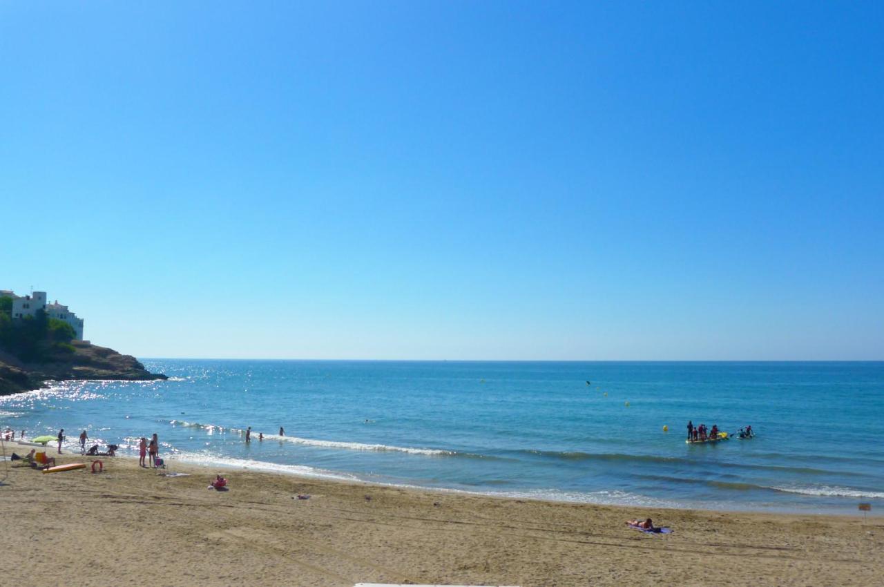 Appartement La Marina Seaview Penthouse à Sitges Extérieur photo