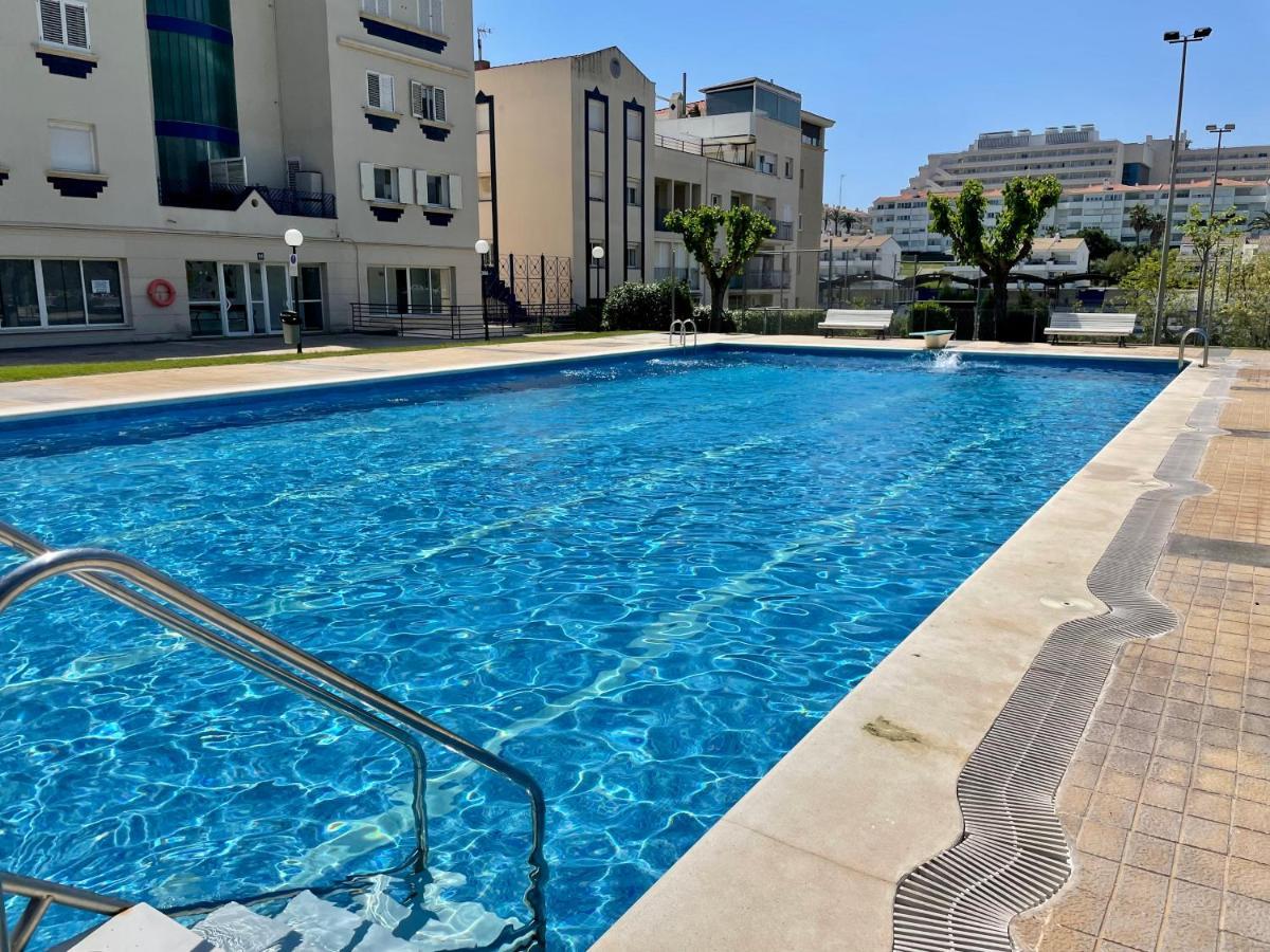 Appartement La Marina Seaview Penthouse à Sitges Extérieur photo