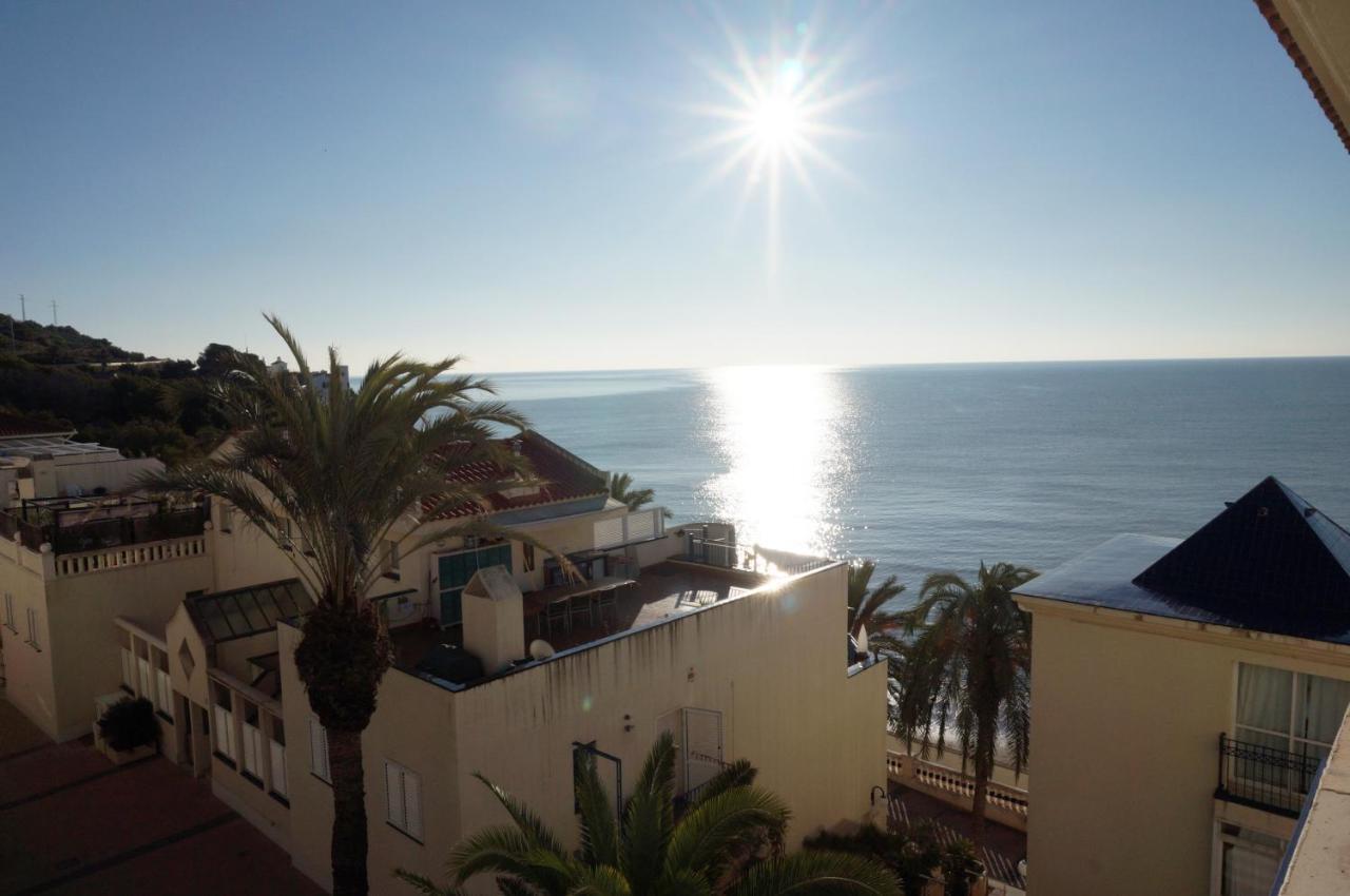 Appartement La Marina Seaview Penthouse à Sitges Extérieur photo